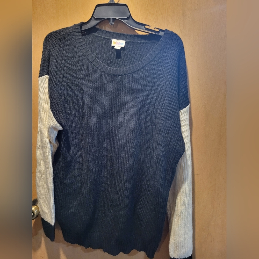 LulaRoe Mariah Sweater